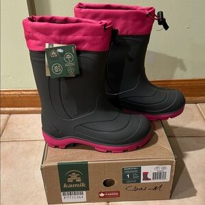 Kamik Kids' Fuchsia and Charcoal Boots